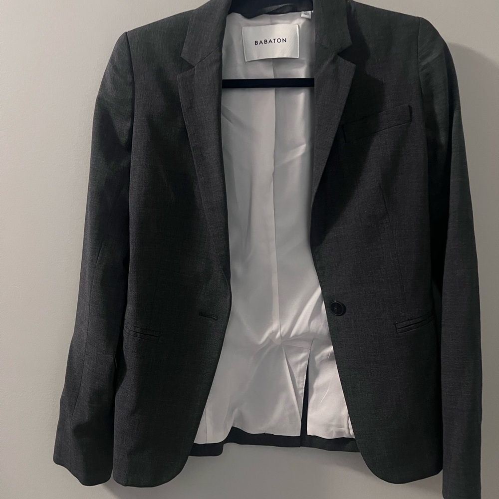 Babaton Dark Gray Single-Button Tailored Blazer
